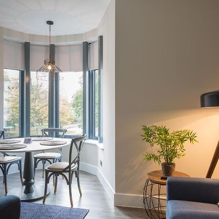Park Lane Aparthotel By Urban Space คาร์ดิฟฟ์ ภายนอก รูปภาพ